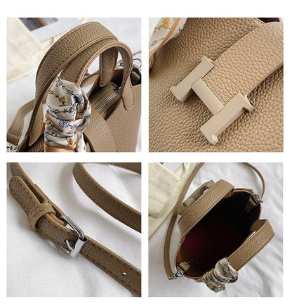 All-match Fashion Portable Messenger Bag 1024041612