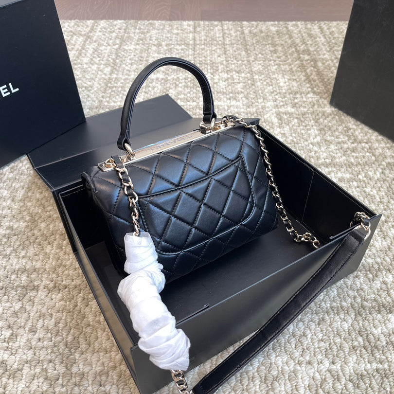 CF diamond chain handbag 1824041101