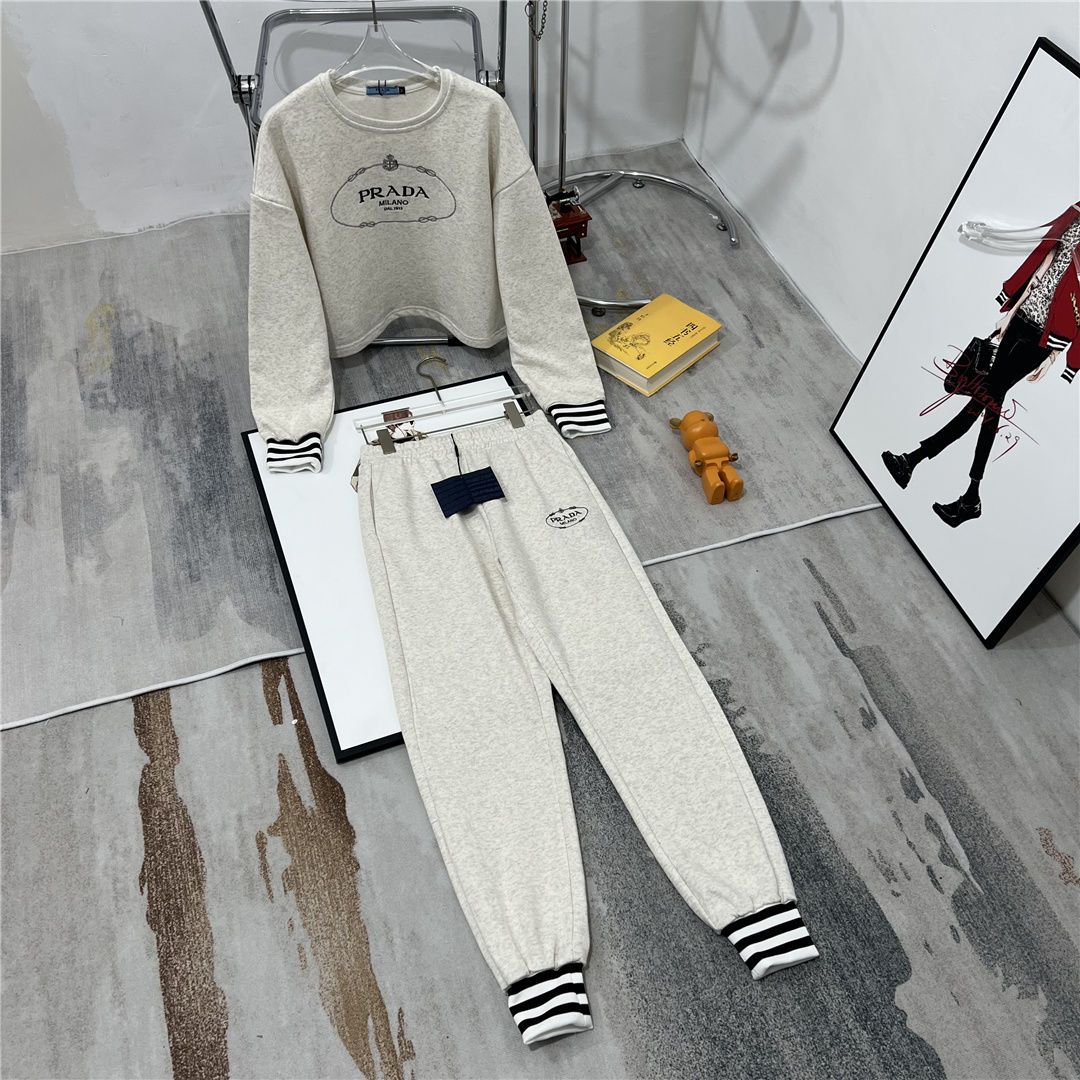 Casual Versatile Long Sleeved Set Hooded 1024022621