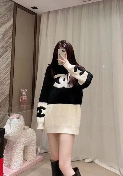 Trendy contrast color sweater XC0823103004