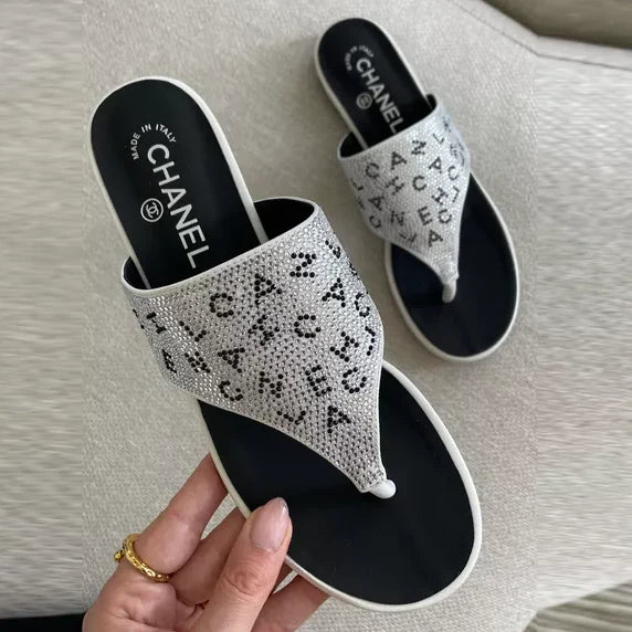 Fashionable and versatile high-quality sandals 10240625401