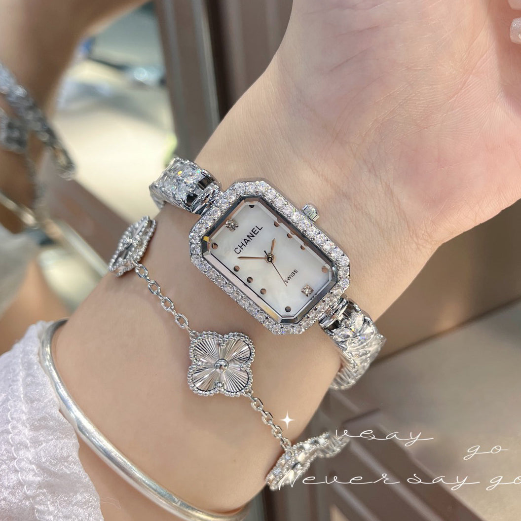 Noble Lady's Wristwatch 1025092608