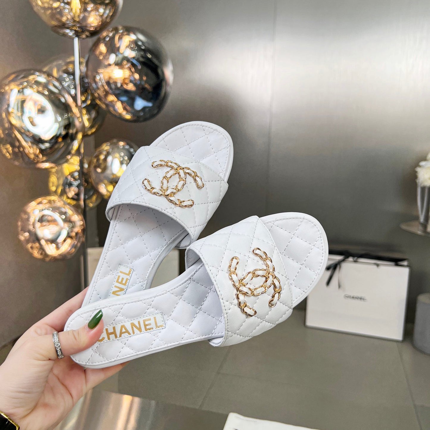 new sandals XC07032301