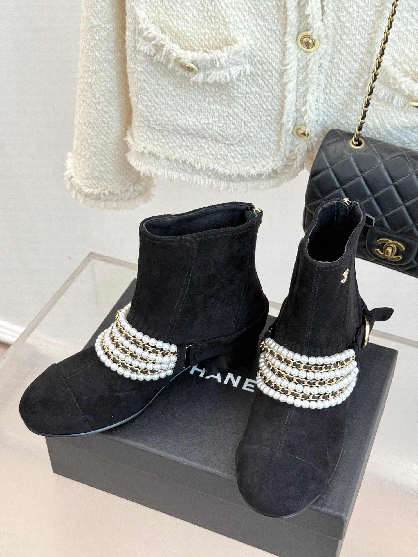CNL25ss new fashionable pearl chain ankle boots 0725090810