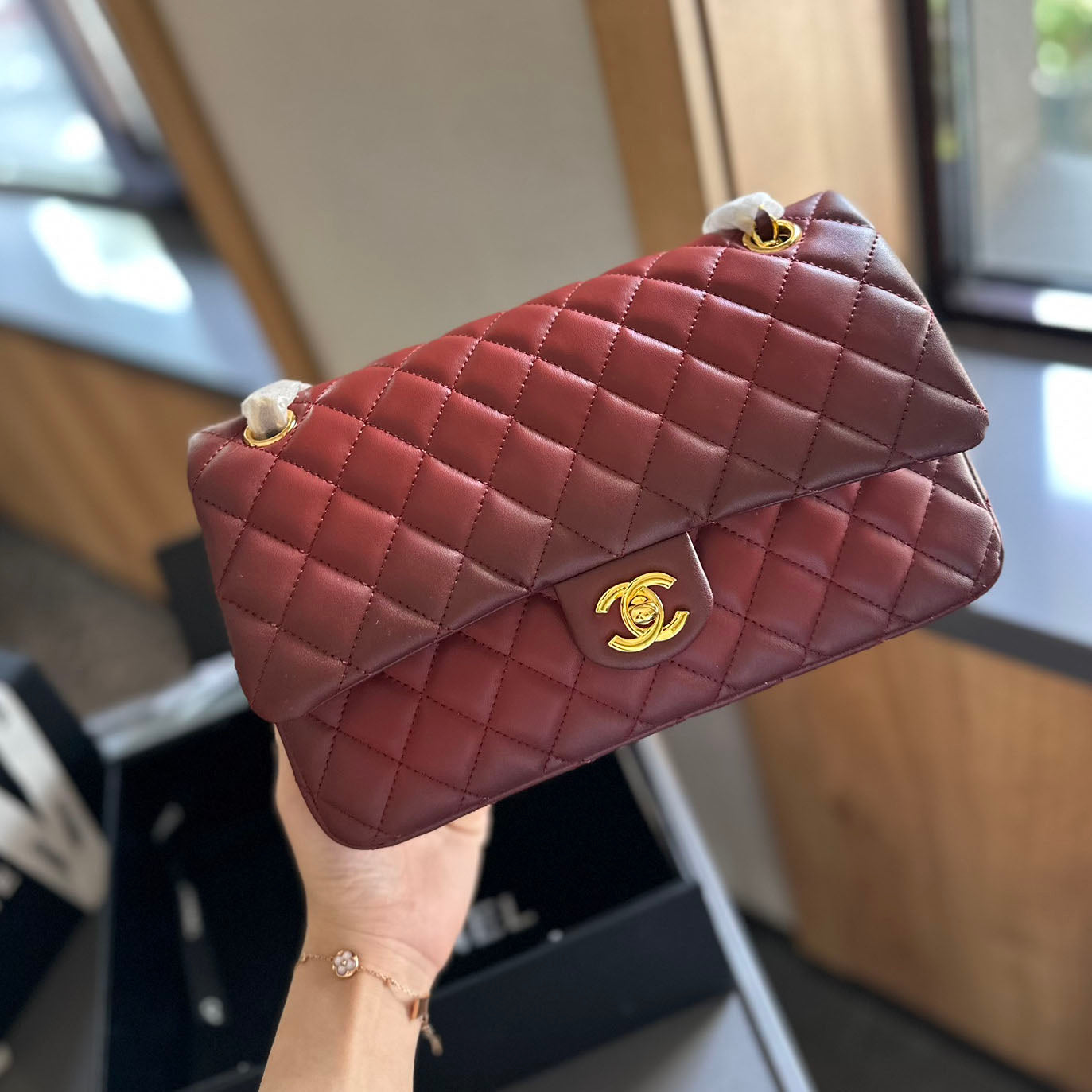 CHL 1112cf classic flap bag XC24100305