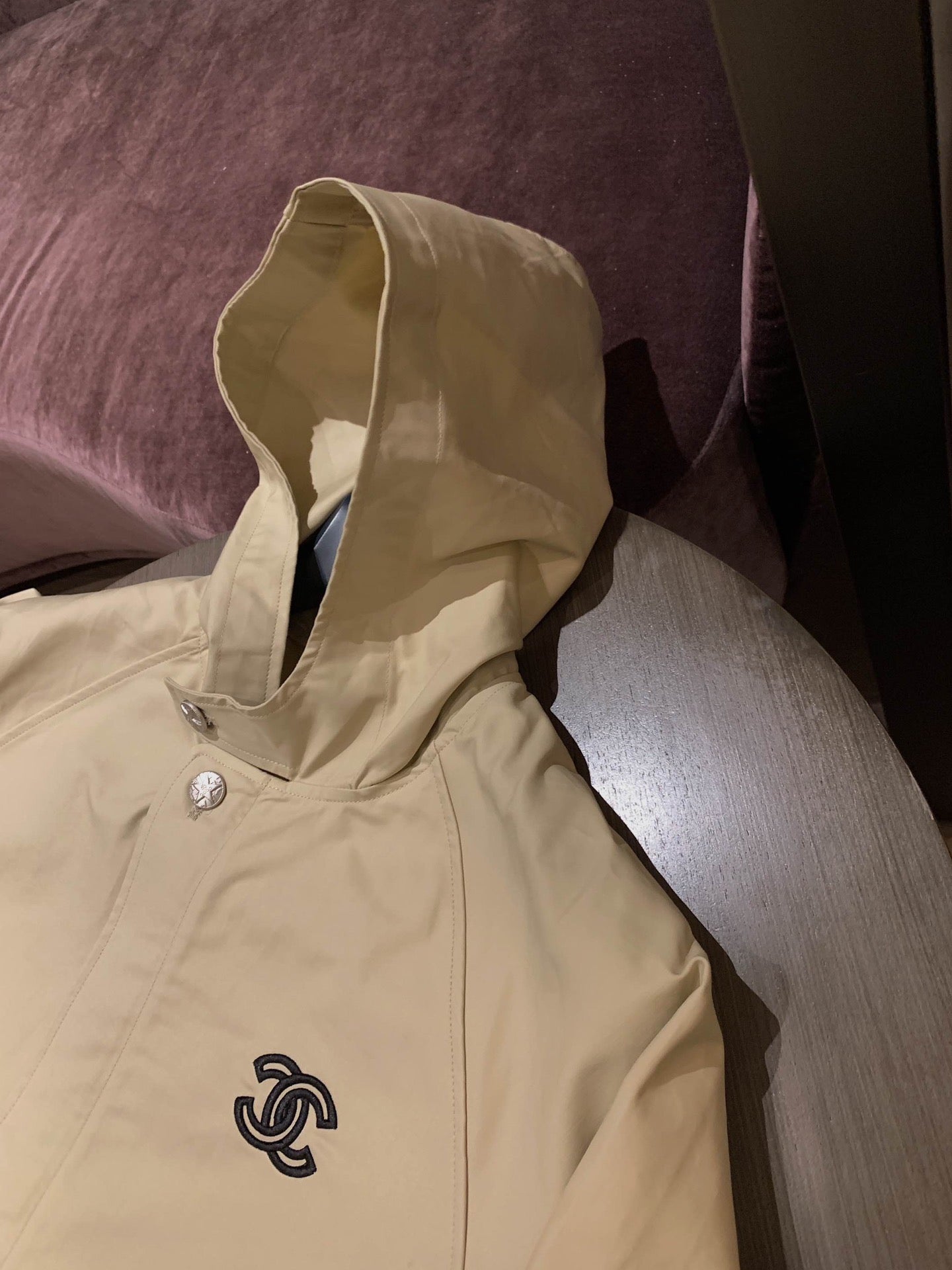 hooded silhouette trench coat XC0823092725