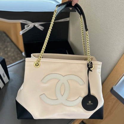 New fashion and versatile classic crossbody bag 1024102517