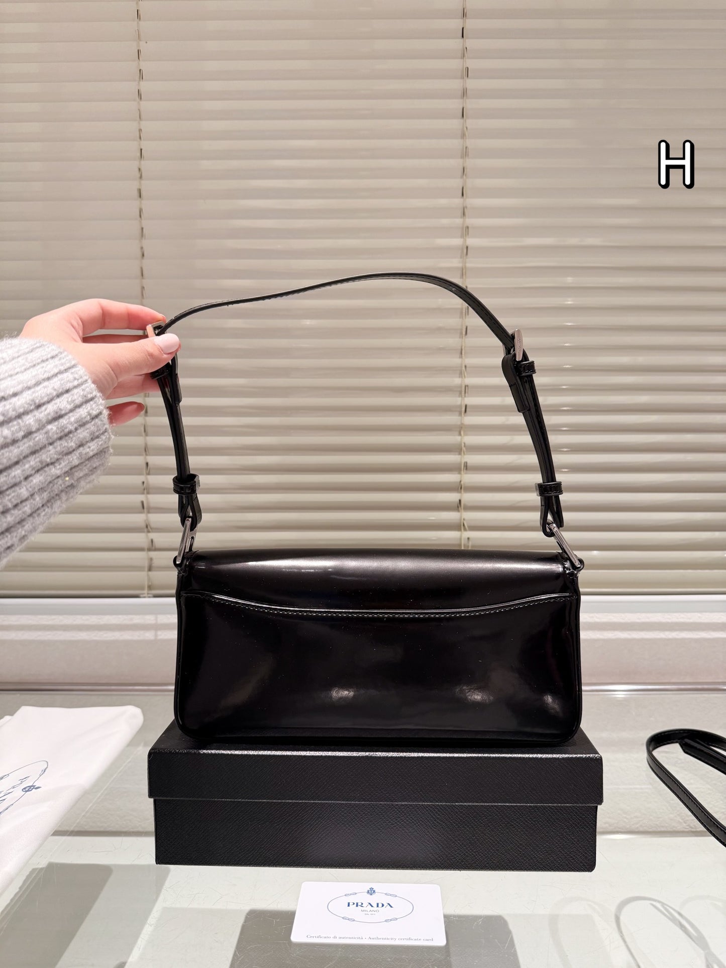 PRD Fashion Patent Leather Underarm Bag 0724120509