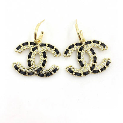 Classic and versatile women's earrings　1024072505