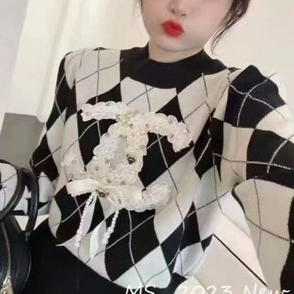 Argyle shoulder padded knitted sweater PD0823112112