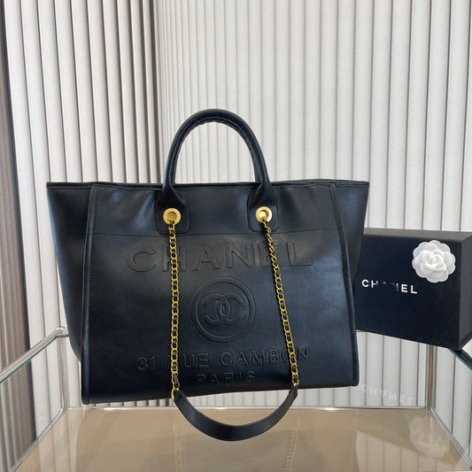 Black Simple Unique Design Beach Bag WLFBG23021725