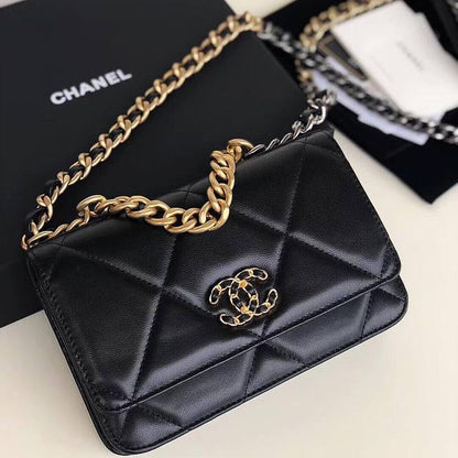 Classic Logo Printed Elegant Bag 0823121308