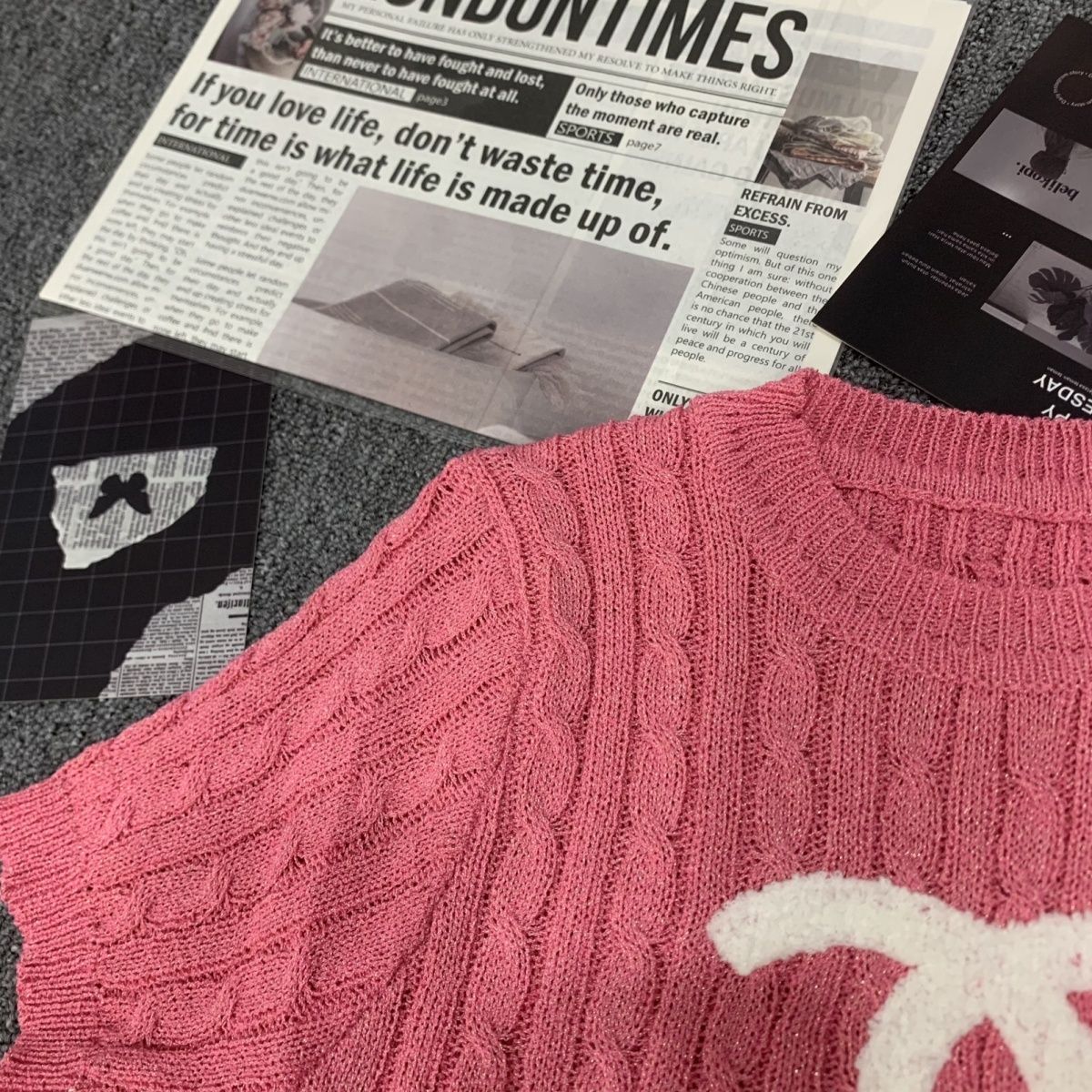 New Embroidered Crewneck Sweater Women's Short-sleeved 1024032511