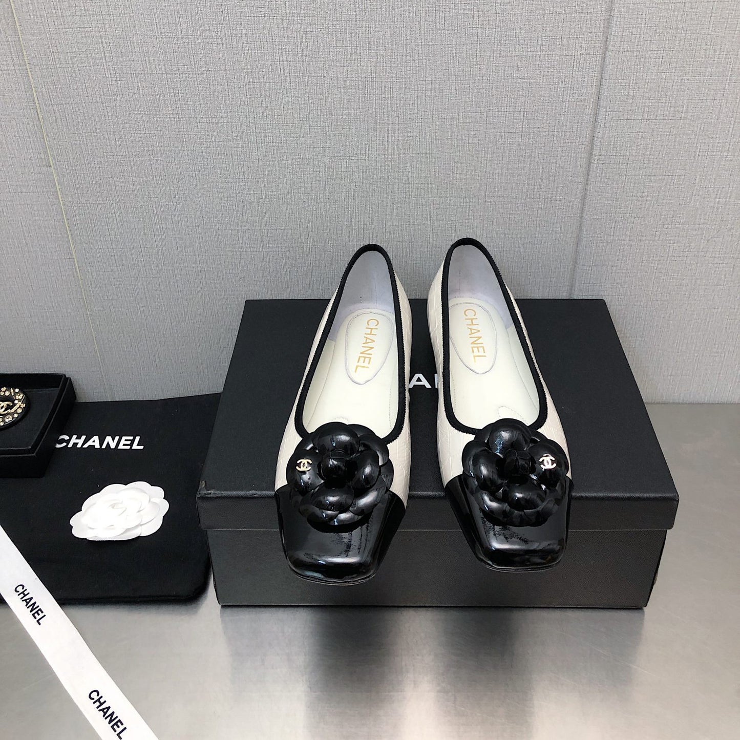 CNL-flat slip-on sandals XC07062910