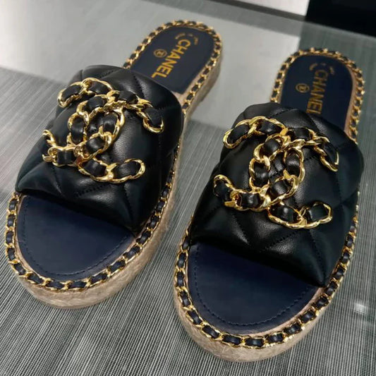 Luxury New Chain Flat Slippers 1025031912