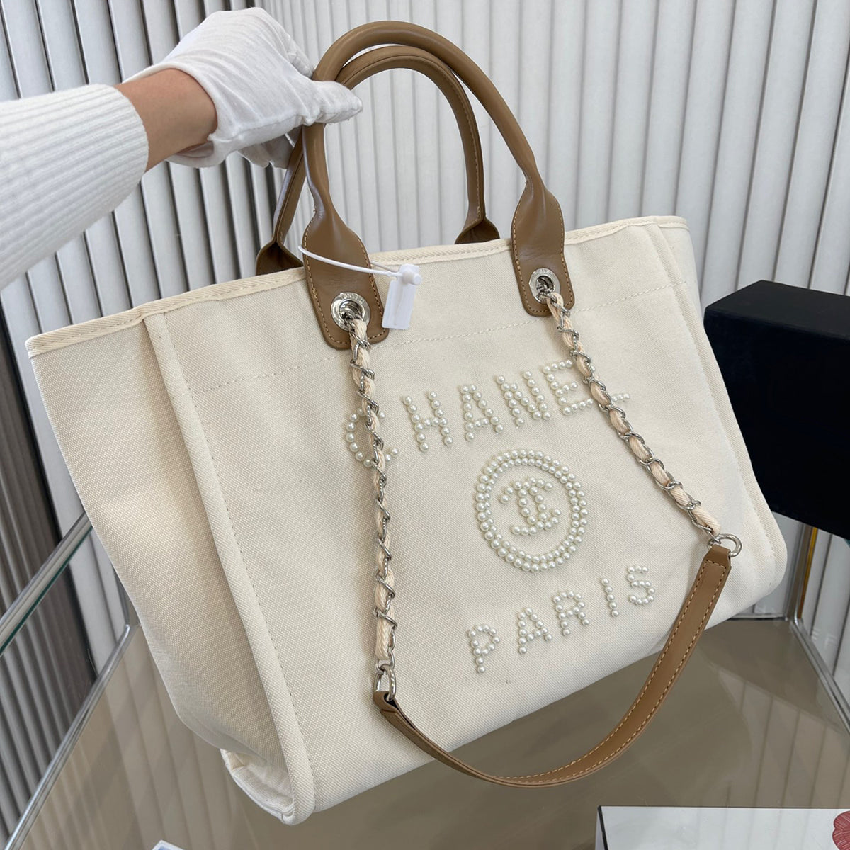 Lightweight and large capacity fashionable bag WLF10040423