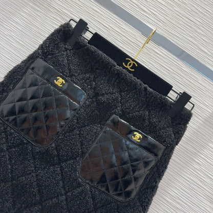 New autumn and winter French classic plaid wool short skirt 1024111412