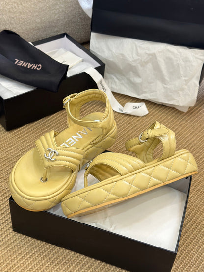 CNL fashion diamond thick-soled sandals 0725050802