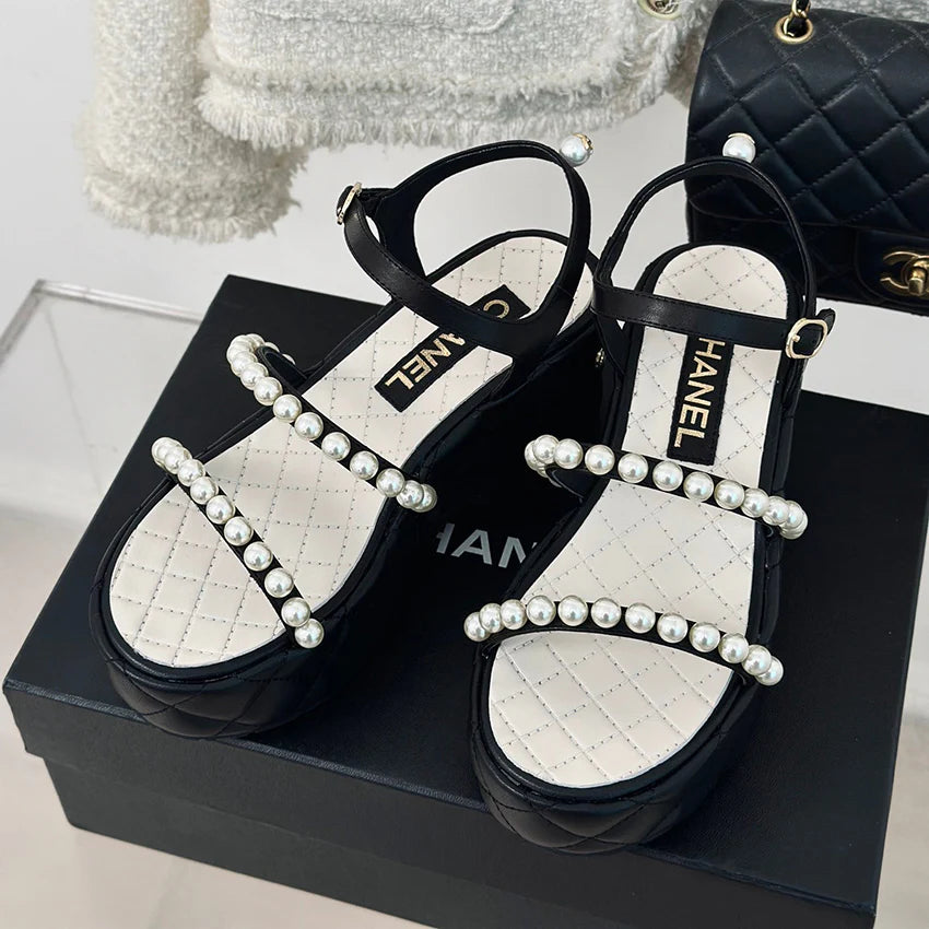 Fashion and versatile pearl thick sole sandals 1024052320