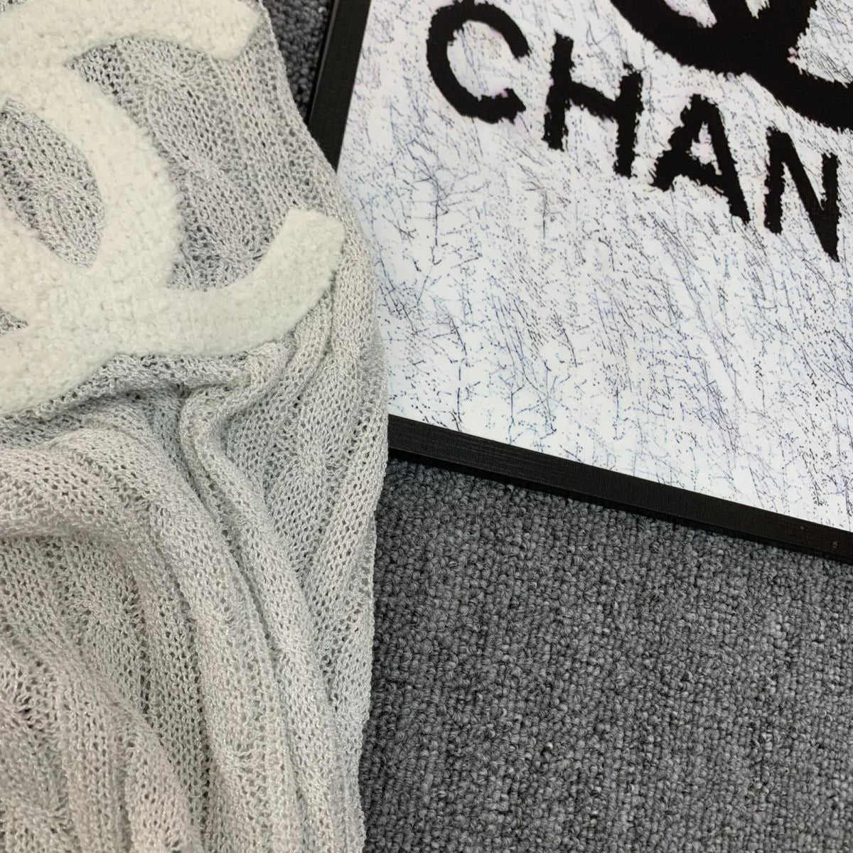 New Embroidered Crewneck Sweater Women's Short-sleeved 1024032511