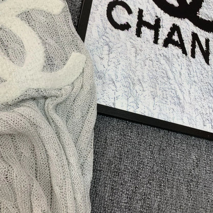 New Embroidered Crewneck Sweater Women's Short-sleeved 1024032511