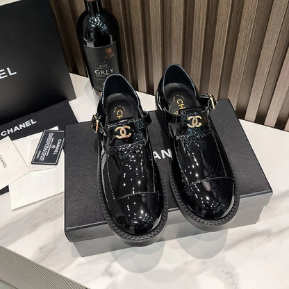 Retro versatile patent leather loafers Mary Jane shoes 0724030507