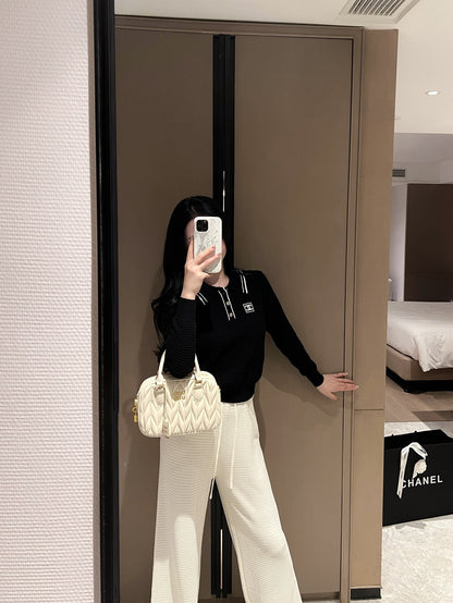 CNL Stand collar knitted long sleeve sweater 0724090303