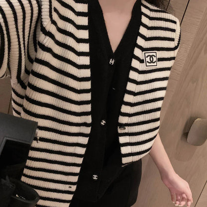Black and white striped double layered cardigan 1024102910