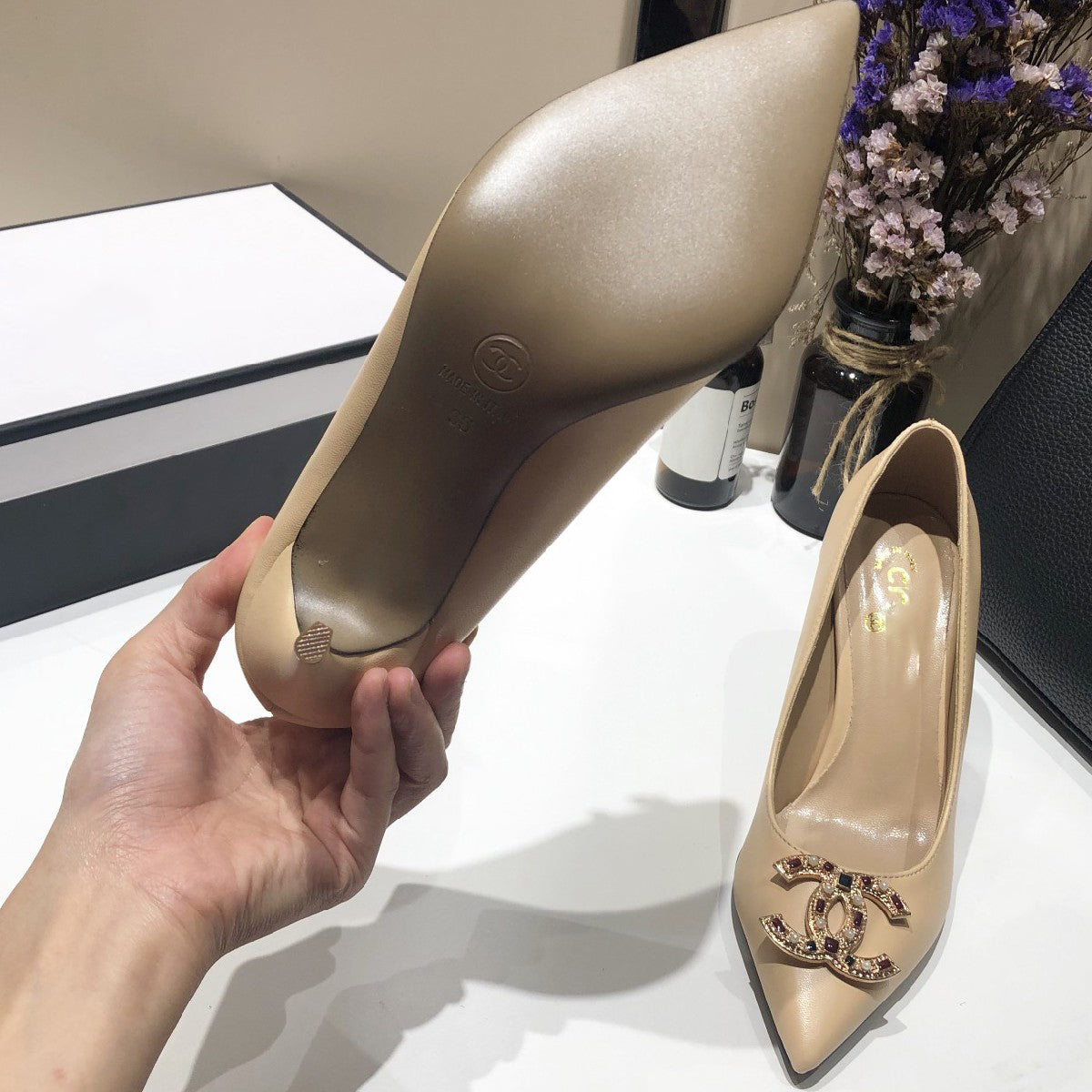 Fashion Pointed Sandals