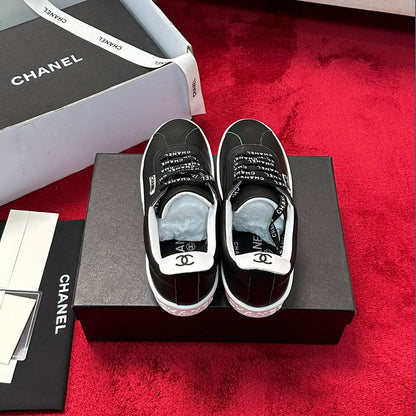 CH Fashion Lace-Up Sneakers XC24092327