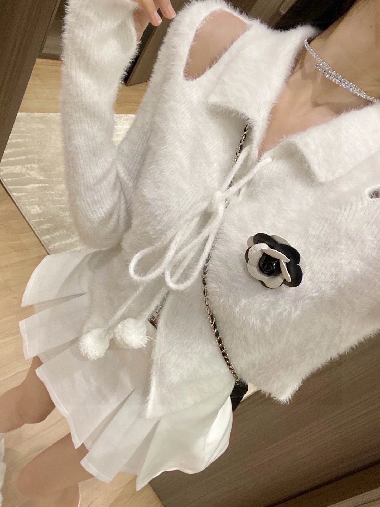 CHA Camellia Mink Fur Ball Strap Sweater 0724012303
