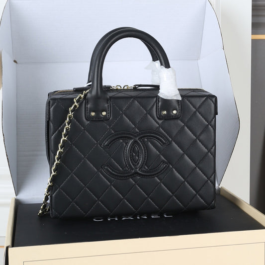 CNL Retro Chain Bag Diamond Pattern Handle Cosmetic Bag Cosmetic Case 0725021301