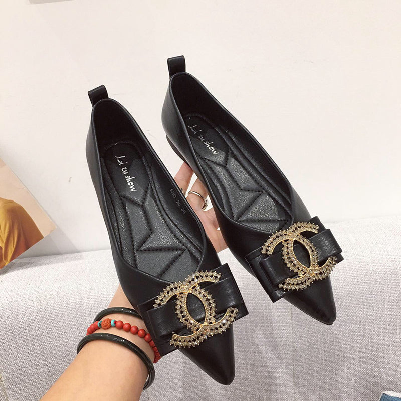 Versatile bow pointed shallow cut single shoe PF10050802