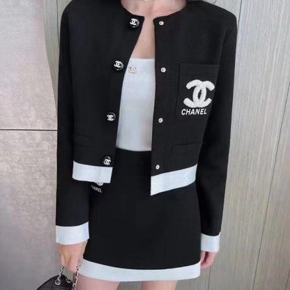 New Women's Clothing French Knitted Cardigan Sweater Skirt Fashion Two-Piece Suit 1024030607