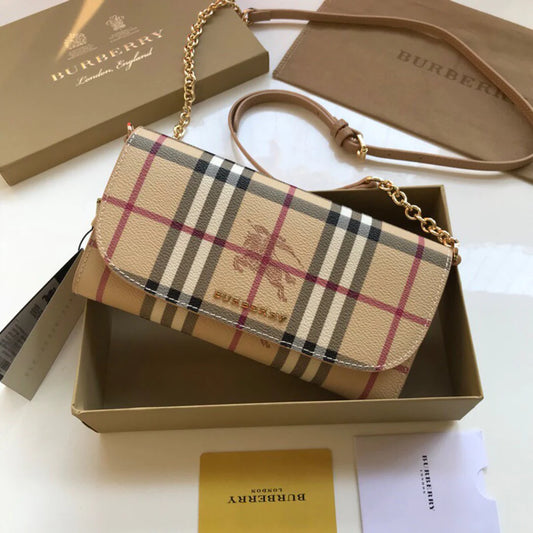 High quality cowhide fashionable and versatile crossbody bag 1024020812