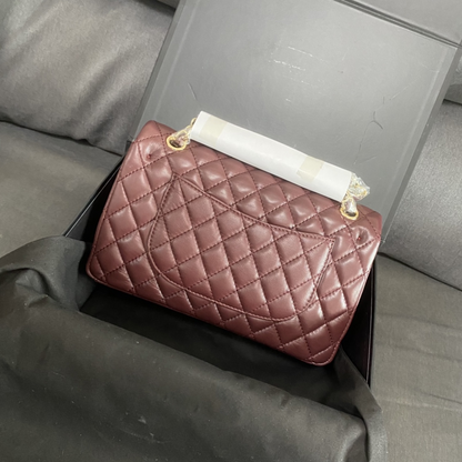 Flap Handbag In Gold-tone Metal