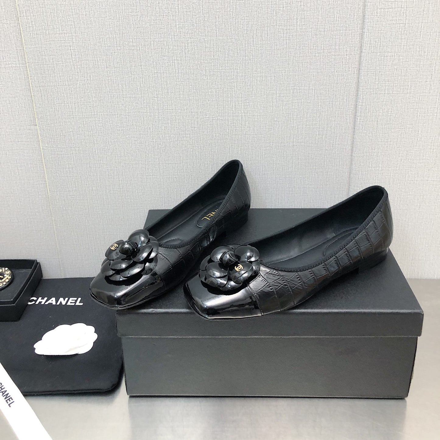 CNL-flat slip-on sandals XC07062910