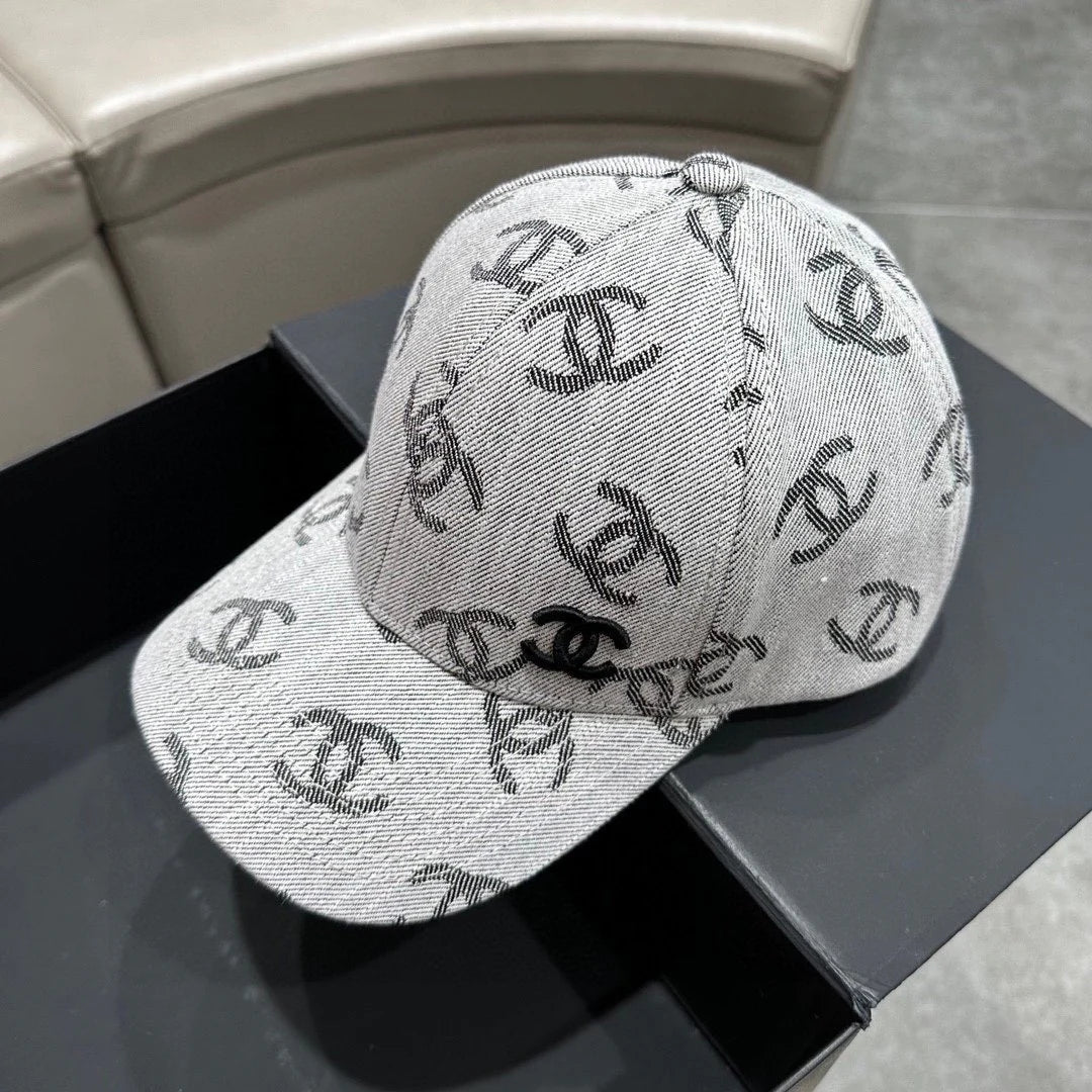 New simple embroidered versatile baseball cap 1024012318