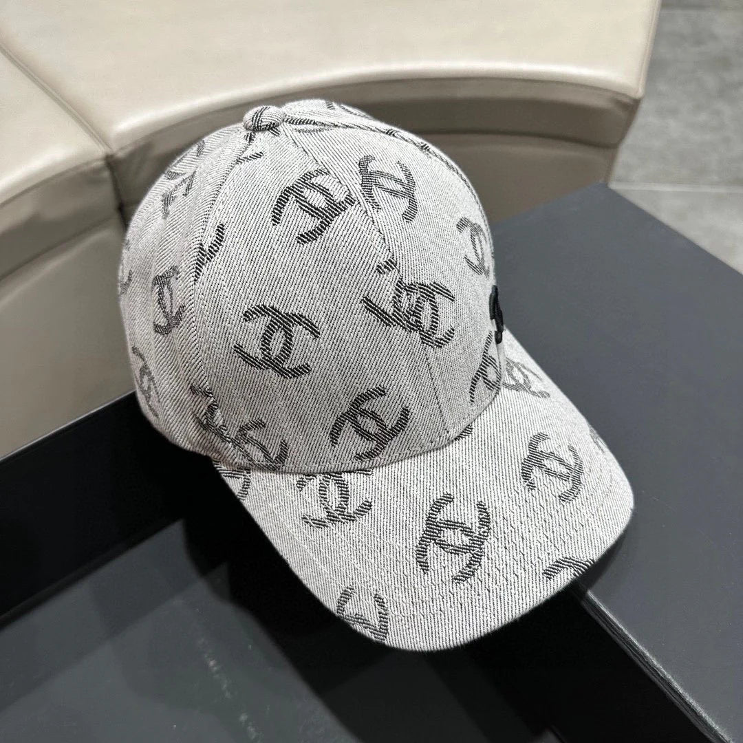 New simple embroidered versatile baseball cap 1024012318