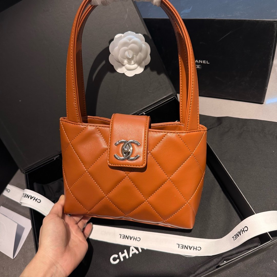 New Fashion Versatile Handbag 1023121412