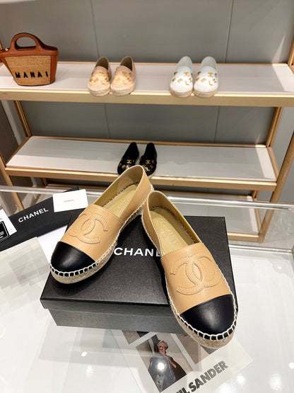 New Fashion CC Logo Women's Loafers