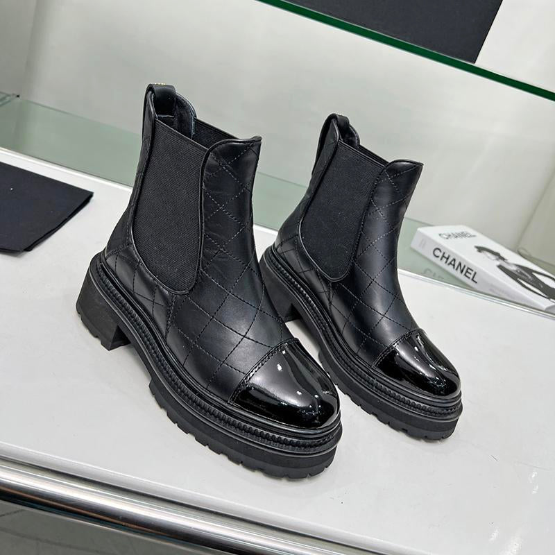 Fashion classic versatile women's boots 1023120420