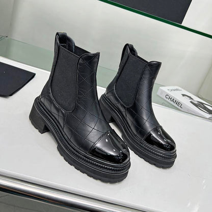 Fashion classic versatile women's boots 1023120420