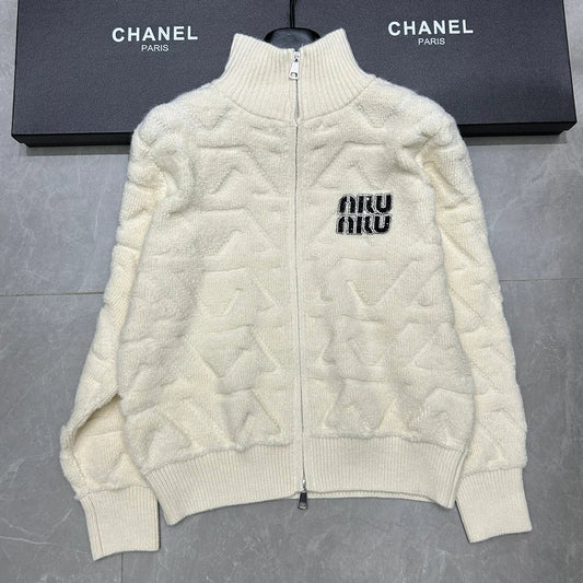 New fashionable and versatile knitted tops 1024122315