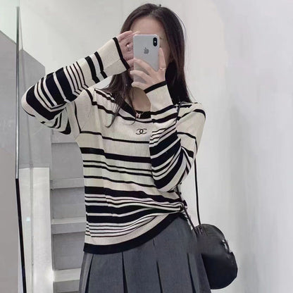 Versatile Letter Striped Short Sweater 0823112303