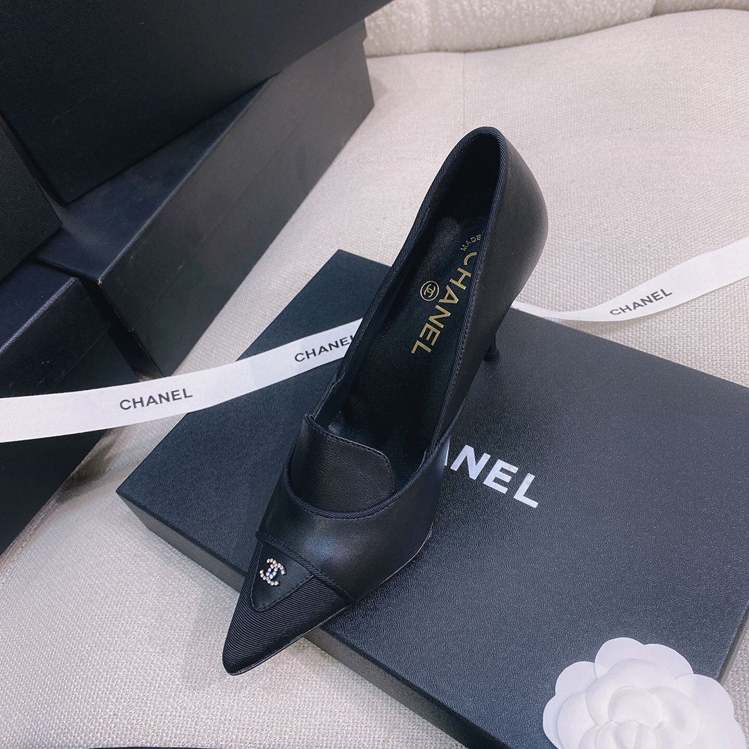 New fashionable and versatile high-heeled women's shoes 1024012310