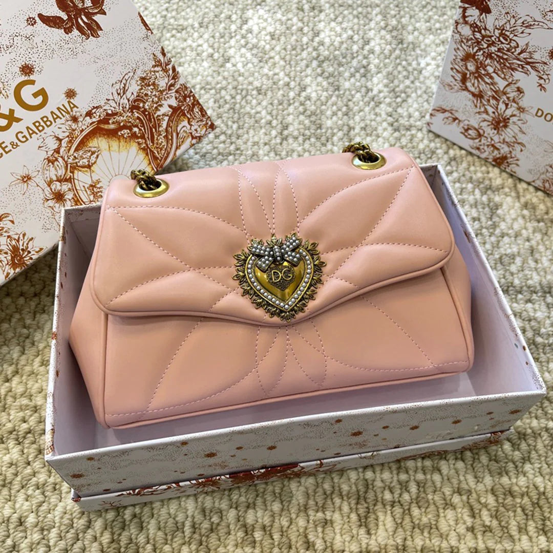 Classic and fashionable versatile crossbody bag 1024011004