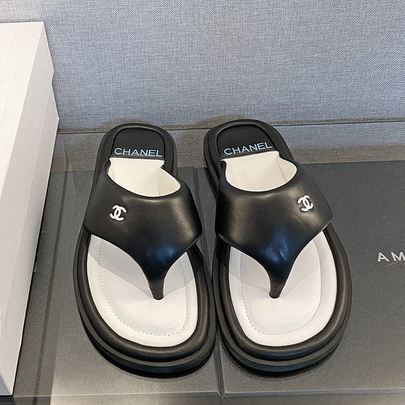 4 color C new flip flops XC07051204