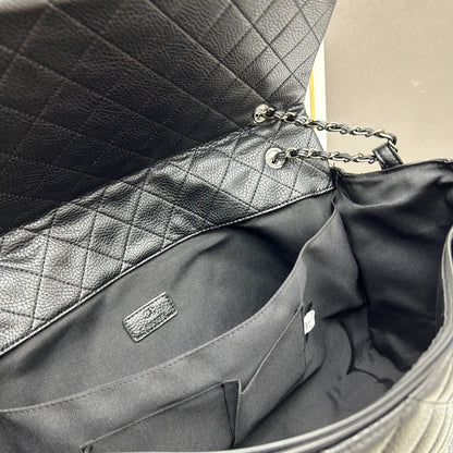 CNL CF oversized airport bag underarm bag 1824062403