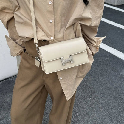 New Fashion Chain Underarm Bag Shoulder Small Square Bag 1024032025